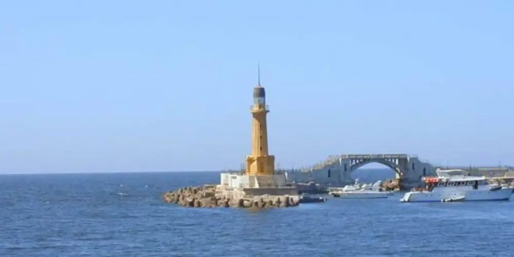 İskenderiye Feneri Nedir ve Nerede? Tarihçesi ve Mimarisi